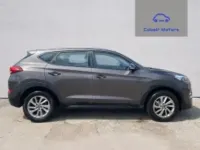 Używany Hyundai Tucson SE 177 KM (130 kW) 2016 Szary SUV