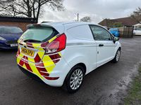 Used Ford Fiesta 2015 White Van