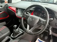 Used Vauxhall Crossland GS Line 82 HP (60 kW) 2022 White SUV