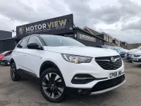 Used Vauxhall Grandland X Sport 130 HP (95 kW) 2019 White SUV