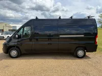 Usado Peugeot Boxer Premium 140 CV (102 kW) 2023 Gris Van