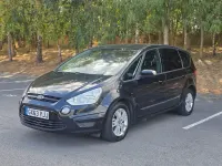 Used Ford S-MAX Zetec 2013 Black MPV