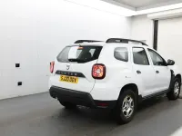 Used Dacia Duster Essentiel 100 HP (73 kW) 2020 White SUV
