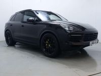 Used Porsche Cayenne 440 HP (323 kW) 2018 Black SUV