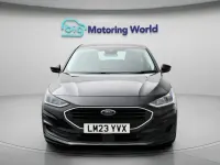 Second-hand Ford Focus Zetec 118 CP (86 kW) 2023 Negru Hatchback