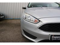 Used Ford Focus Style 120 HP (88 kW) 2015 Silver Hatchback
