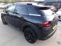 Used Citroën C4 Cactus Flair 100 HP (73 kW) 2015 Black Hatchback