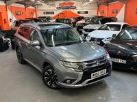 Begagnad Mitsubishi Outlander P-HEV 2016 Grå Kombi