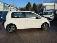 Used Seat Mii Cosmopolitan 75 HP (55 kW) 2017 White Hatchback