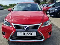 Used Lexus CT200h 134 HP (98 kW) 2015 Red Hatchback