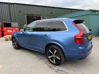 Usado Volvo XC90 R-Design 235 CV (172 kW) 2017 Azul SUV