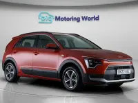 Używany Kia Niro 139 KM (102 kW) 2023 Pomarańczowy SUV