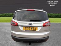 Begagnad Ford S-MAX Titanium 163 HK (119 kW) 2012 Silver Minibuss