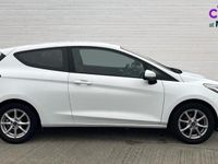 Used Ford Fiesta Zetec 85 HP (62 kW) 2019 White Hatchback