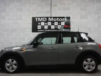 Usado Mini Cooper D Hatch 2018 Gris Utilitario