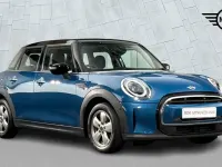 Used Mini Cooper Classic 134 HP (98 kW) 2023 Blue Hatchback