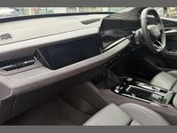 Begagnad Audi Q6 e-tron Performance 225 kW (306 HK) 2025 Grå SUV