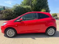 Used Ford Ka Zetec 69 HP (50 kW) 2015 Red Hatchback