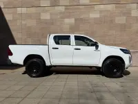 Used Toyota HiLux Active 150 HP (110 kW) 2022 White Pickup