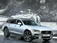 Used Volvo V90 CC Pro 2018 Silver Estate