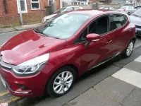 Used Renault Clio IV Dynamique 2017 Red Hatchback