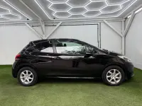 Second-hand Peugeot 208 Active 2016 Negru Hatchback