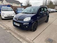 Usado Fiat Panda Lounge 85 HP (62 kW) 2014 Azul Citadino