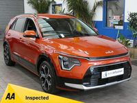 Used Kia Niro 180 HP (132 kW) 2023 Orange SUV