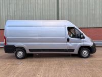 Usado Citroën Relay 140 HP (102 kW) 2023 Cinzento Van