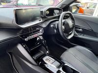 Used Peugeot 2008 GT 129 HP (94 kW) 2022 Red SUV