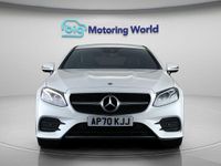 Begagnad Mercedes E220 AMG line 194 HK (142 kW) 2020 Vit Sportkupé