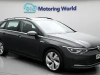 Second-hand VW Golf VIII Style 150 CP (110 kW) 2023 Gri Break