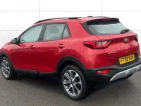 Used Kia Stonic 100 HP (73 kW) 2019 Red SUV
