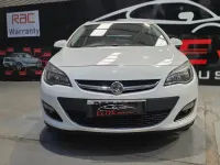 Used Vauxhall Astra S 165 HP (121 kW) 2013 White Estate