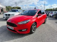 Used Ford Focus ST-Line X 120 HP (88 kW) 2017 Red Hatchback