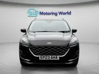 Usado Ford Kuga Vignale 190 HP (139 kW) 2023 Preto SUV