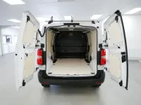 Used Toyota Proace Edition 145 HP (106 kW) 2024 White MPV
