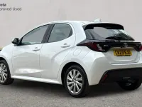 Used Toyota Yaris 116 HP (85 kW) 2023 Platinum white Hatchback