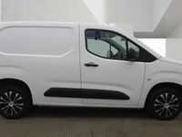 Used Peugeot Partner 131 HP (96 kW) 2020 White MPV