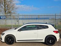 Usado VW Scirocco Black Edition 184 HP (135 kW) 2017 Branco Coupé