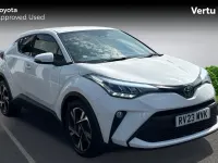 Used Toyota C-HR Design 122 HP (89 kW) 2023 Pure white (solid paint) SUV