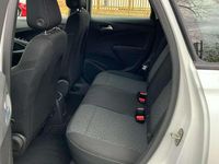 Used Vauxhall Crossland Design Edition 83 HP (61 kW) 2022 Jade white SUV