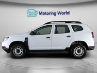Used Dacia Duster Essentiel 90 HP (66 kW) 2023 White SUV