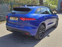 Second-hand Jaguar F-Pace R-Sport 180 CP (132 kW) 2019 Albastru SUV