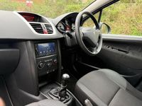 Begagnad Peugeot 207 2009 Blå Halvkombi