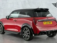 Used Mini Cooper S Hatch 201 HP (147 kW) 2024 Red Hatchback