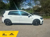 Używany VW Golf VII GTE 204 KM (150 kW) 2018 Biały Hatchback