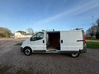 Używany Nissan Primastar SE 115 KM (84 kW) 2014 Biały Minivan