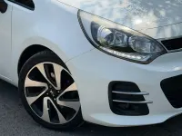 Used Kia Rio 109 HP (80 kW) 2015 White Hatchback