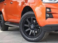 Used Isuzu Pick up 164 HP (120 kW) 2022 Orange Pickup